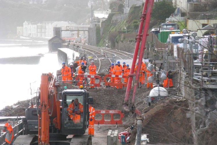 Renew deployed an orange army to repair the collapsed railway in Dawlish last winter