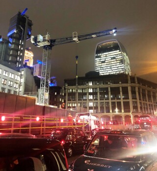 Road-side view of the crane at 8 Bishopsgate in March 2020