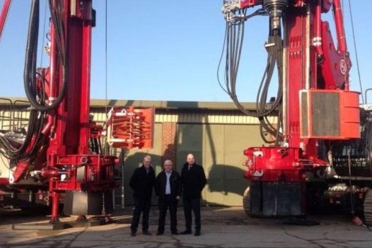 Mark Nelson of Soilmec with Pat McKay (centre) and Niall Magill (right) of Lagan Construction Group