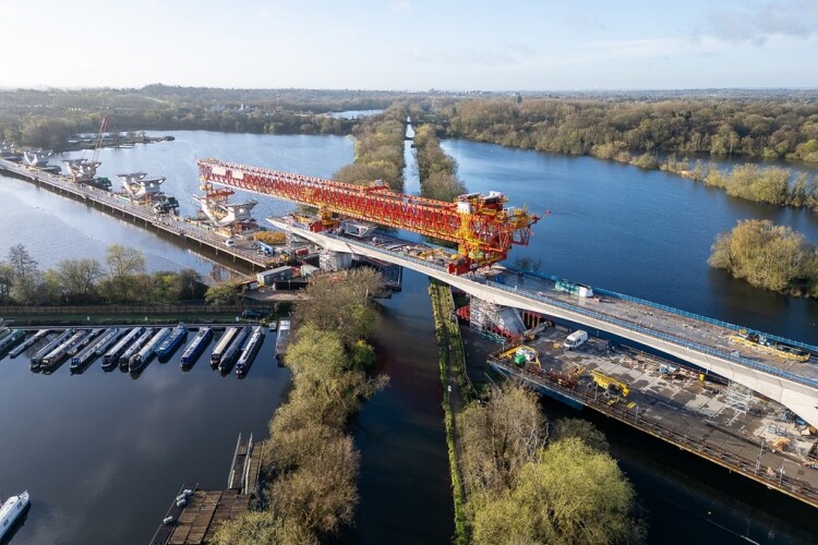 HS2 crossing the Grand Union Canal  [all images &copy;HS2 Ltd]