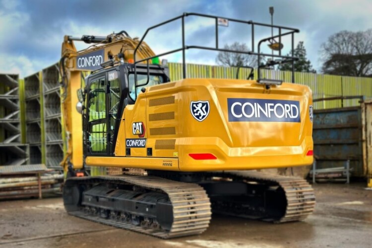 One of Coinford's new Cat 320 2D excavators