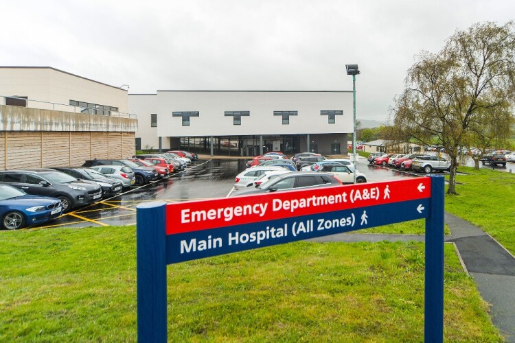 Airedale Hospital [&copy; Gleeds]