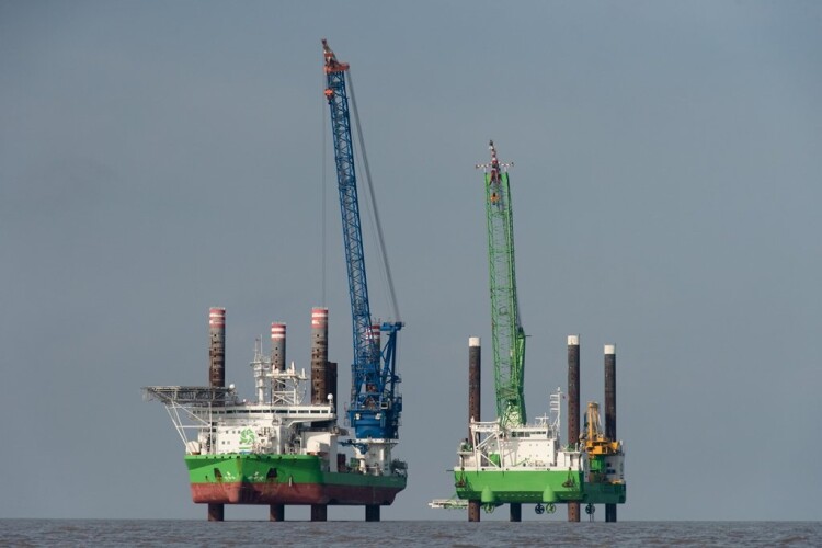 Sea Challenger and Neptune have arrived off the coast of Somerset