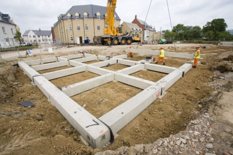 Smartdeck complements Van Elle&rsquo;s Smartfoot precast foundation beam system, pictured here