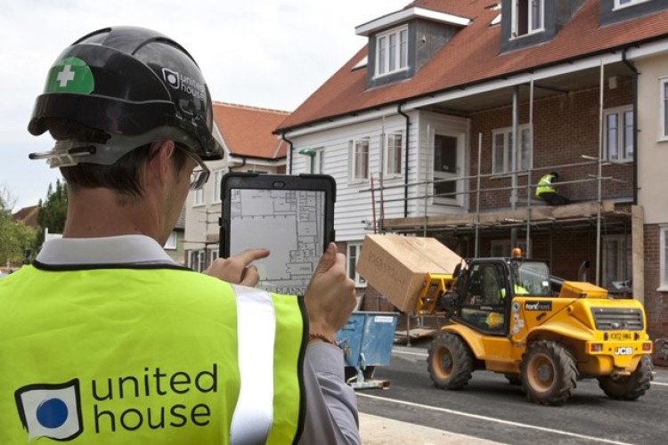 A United House employee uses the Site Progress Mobile app. A screen shot is shown below.